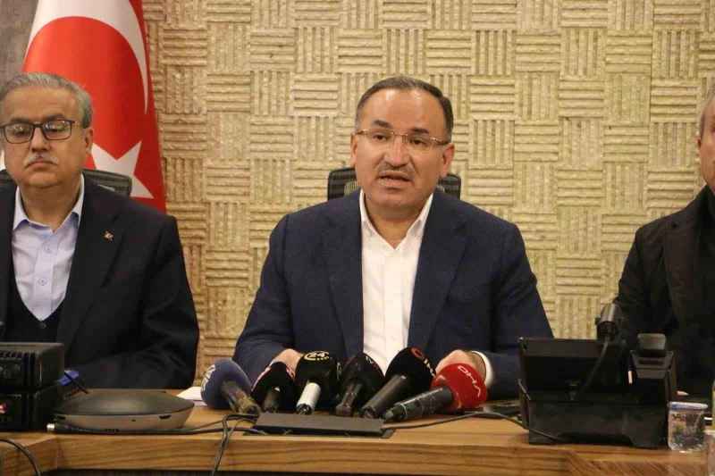 (Düzeltme) Adalet Bakanı Bozdağ: “Diyarbakır’da 397 kişi vefat etti”
