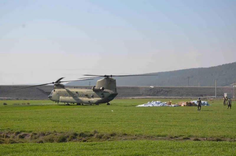 Devlet hem havadan hem karadan yardımları ulaştırıyor
