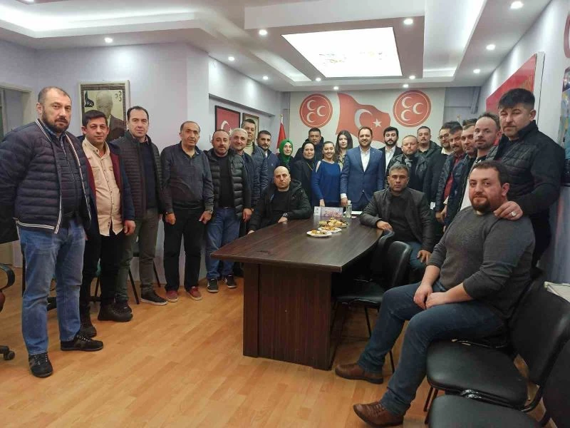 MHP Altıeylül İlçe Başkanı Alper Okçelik oldu
