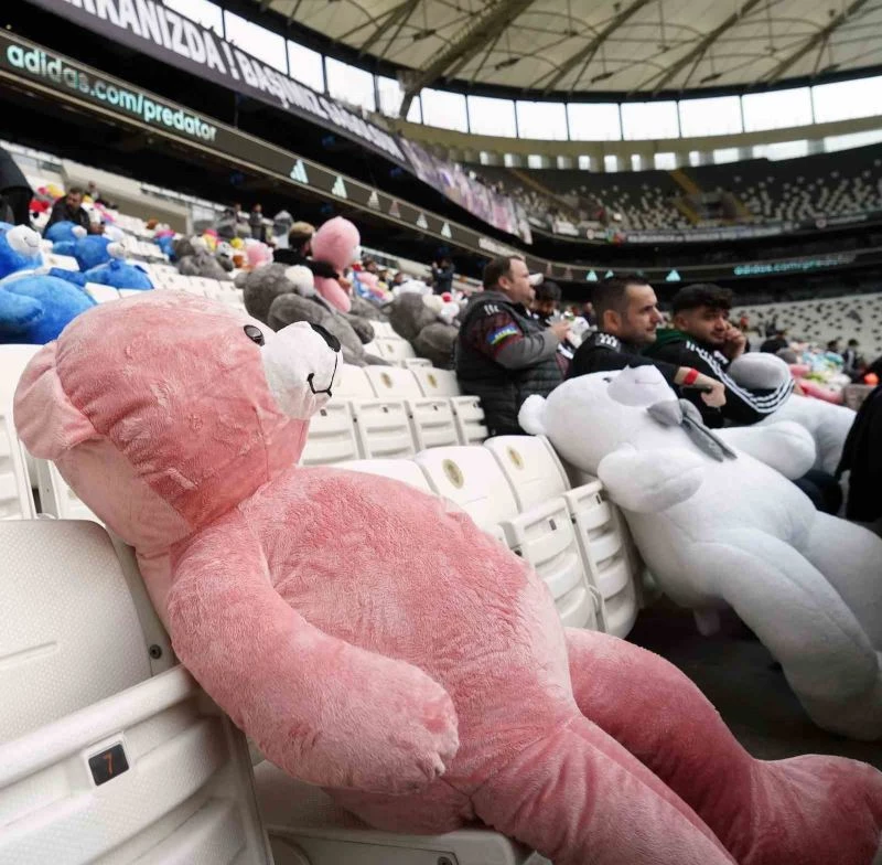 Spor Toto Süper Lig: Beşiktaş: 0 - FTA Antalyaspor: 0 (Maç devam ediyor)
