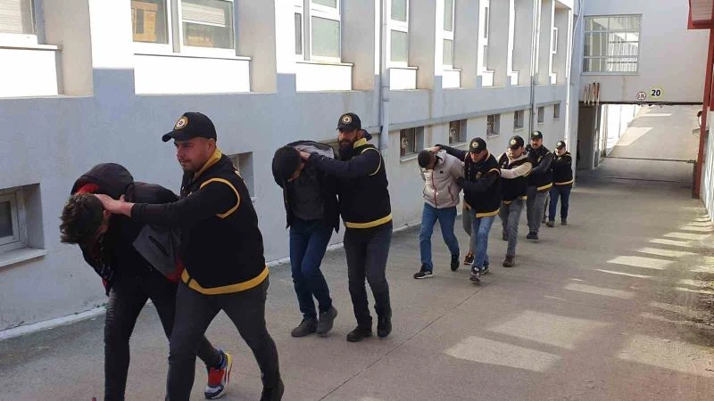 26 günde 143 hırsız tutuklandı
