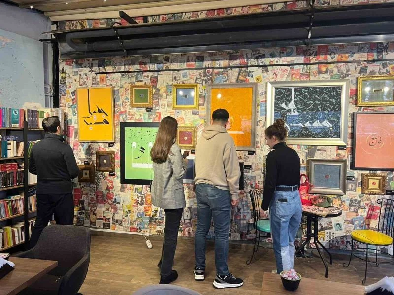 Üsküdar’da ‘Çağdaş Hat Sanatı Sergisi’ sanatseverlerle buluştu
