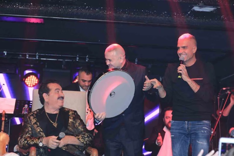 Ünlü Sanatçı İbrahim Tatlıses’in sahnesinde sürpriz düet