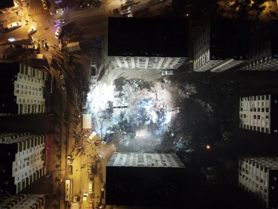 Osmaniye’de gece saatlerinde çalışmalar dron ile görüntülendi