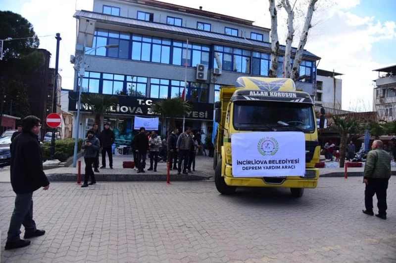İncirliova’da vatandaşlar deprem bölgesi için tek yürek oldu
