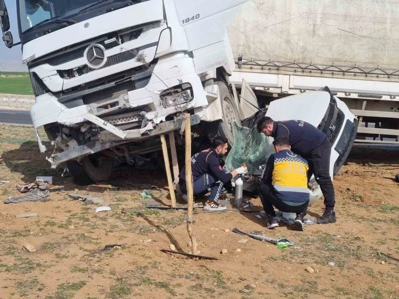 Mardin’de 2 kişinin öldüğü kazada acı detay ortaya çıktı: Depremden kaçarken kazada can verdiler
