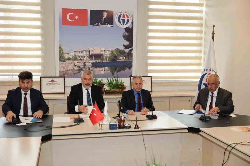 7 Aralık Üniversitesi Rektörü Karacoşkun, en yakın sınav nisan ayı başında
