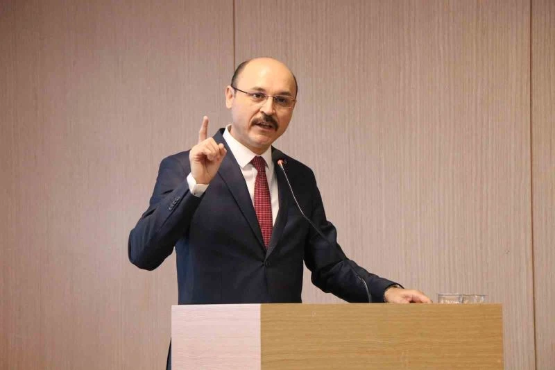 Türk Eğitim-Sen Başkanı Geylan: “Kamu çalışanlarının maaşlarından yıllardır kar elde eden bankaların takındığı tutum kabul edilemez”
