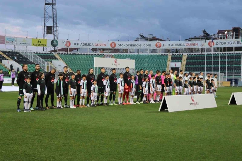 Denizlispor, depremzedelere bağışlanacak maç gelirini açıkladı
