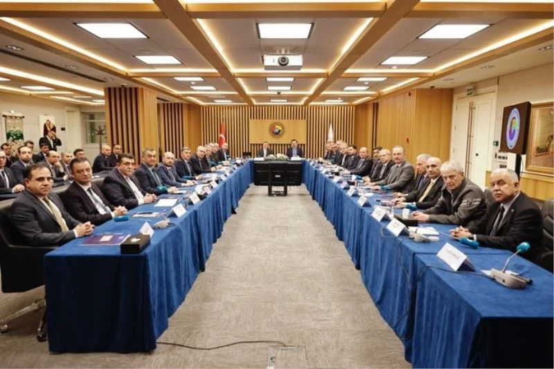 Bakan Nebati, TOBB yönetimiyle bir araya geldi
