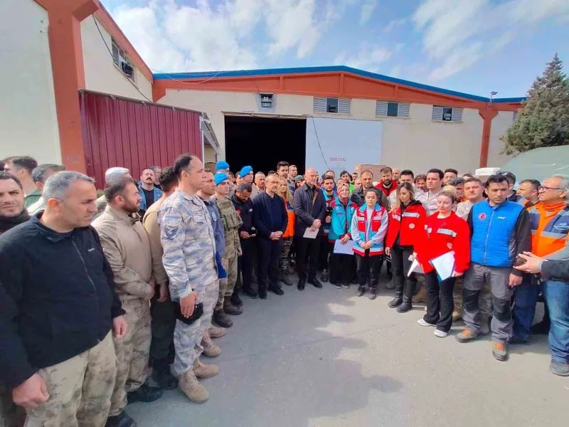 Bakan Soylu, deprem bölgesi için ihtiyaçları açıkladı
