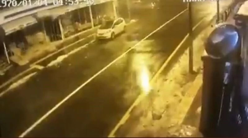 89 kişinin öldüğü iş merkezinin deprem anına ait farklı açıdan görüntü ortaya çıktı
