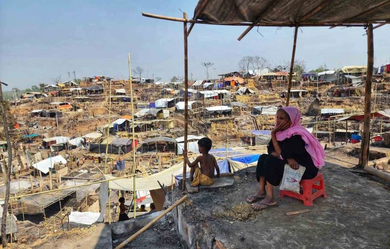 Bangladeş’teki mülteci kampı yangınının 