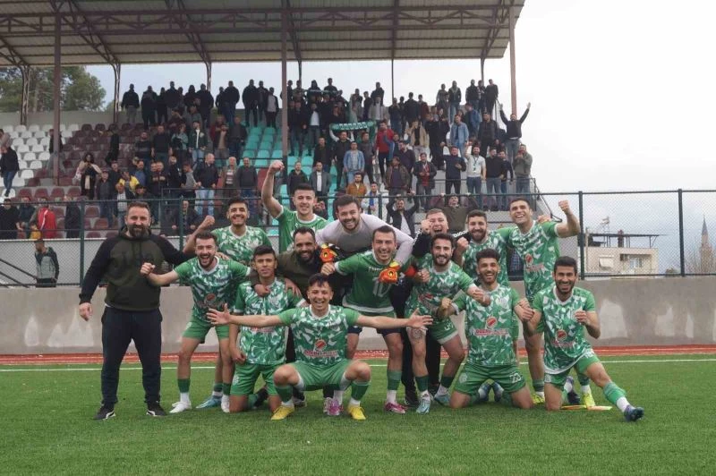 Kurtuluşspor Süper Amatör Lig’e yükseldi
