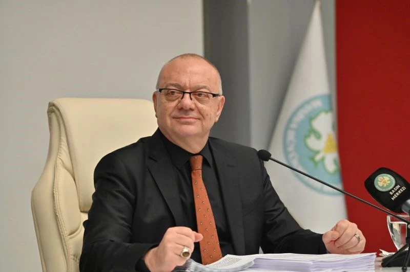 Manisa’da 58 bin büyükbaş hayvanın dış parazit ilacı büyükşehirden
