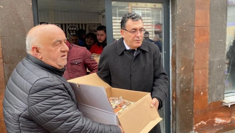 Ardahan’da üretilen kavurmalar depremzedelere gönderildi
