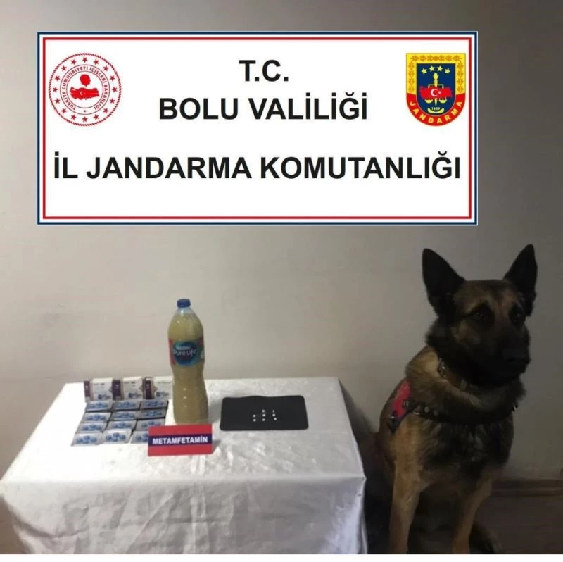 Su şişesinden uyuşturucu çıktı
