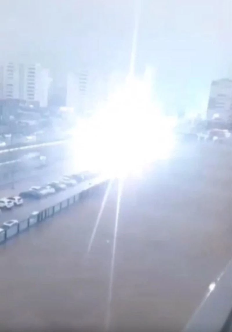 Diyarbakır’da yıldırım anayola düştü
