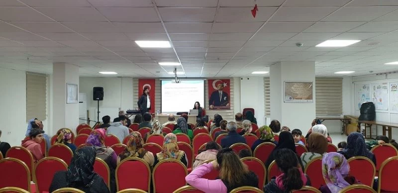 Batman’da depremzedelere ‘Travma ve Psikolojik Destek’ eğitimi
