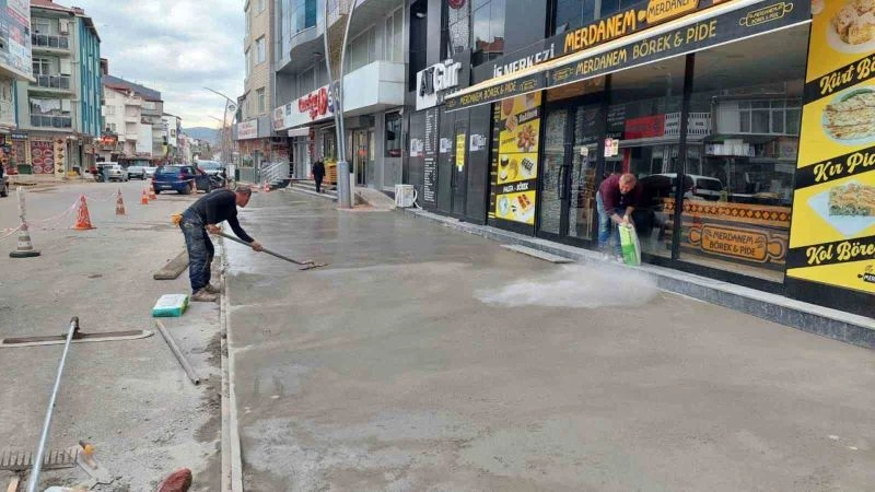 Körfez’de üstyapı çalışmaları sürüyor
