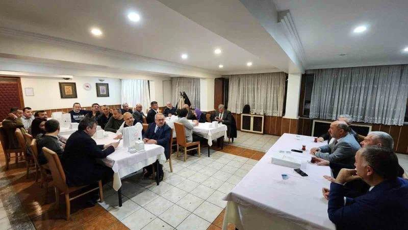 Müdür Başyiğit’in, emekli olan Milli Eğitim Müdürlüğü personeliyle veda buluşması
