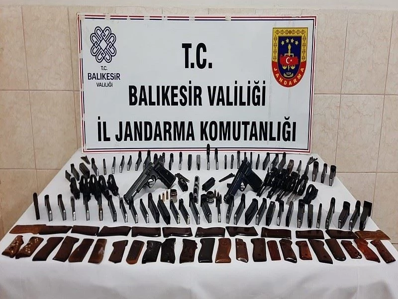 Balıkesir’de silah, mühimmat imal ve ticaretine operasyon
