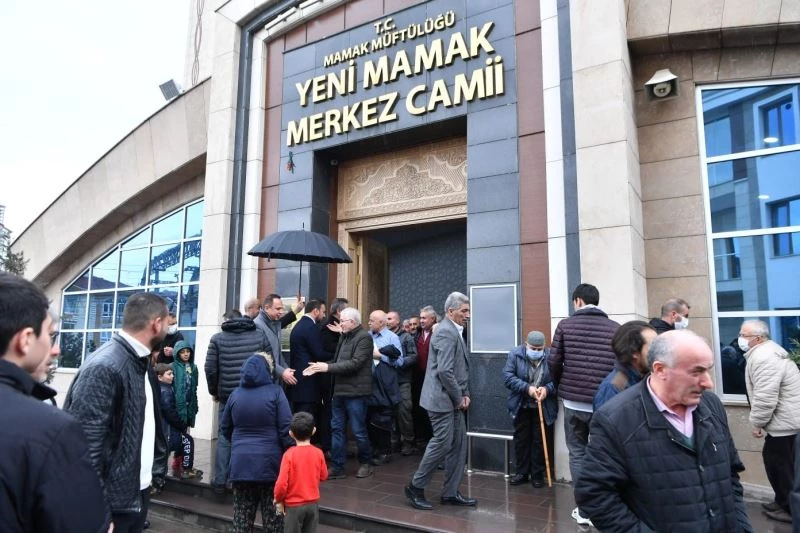 Mamak’ta depremde hayatını kaybedenlerin 40. gününde mevlit okutuldu
