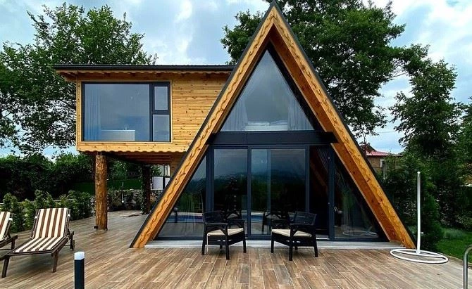 Sahte bungalov ilanlarıyla 180 kişiyi 300 bin TL dolandırdılar