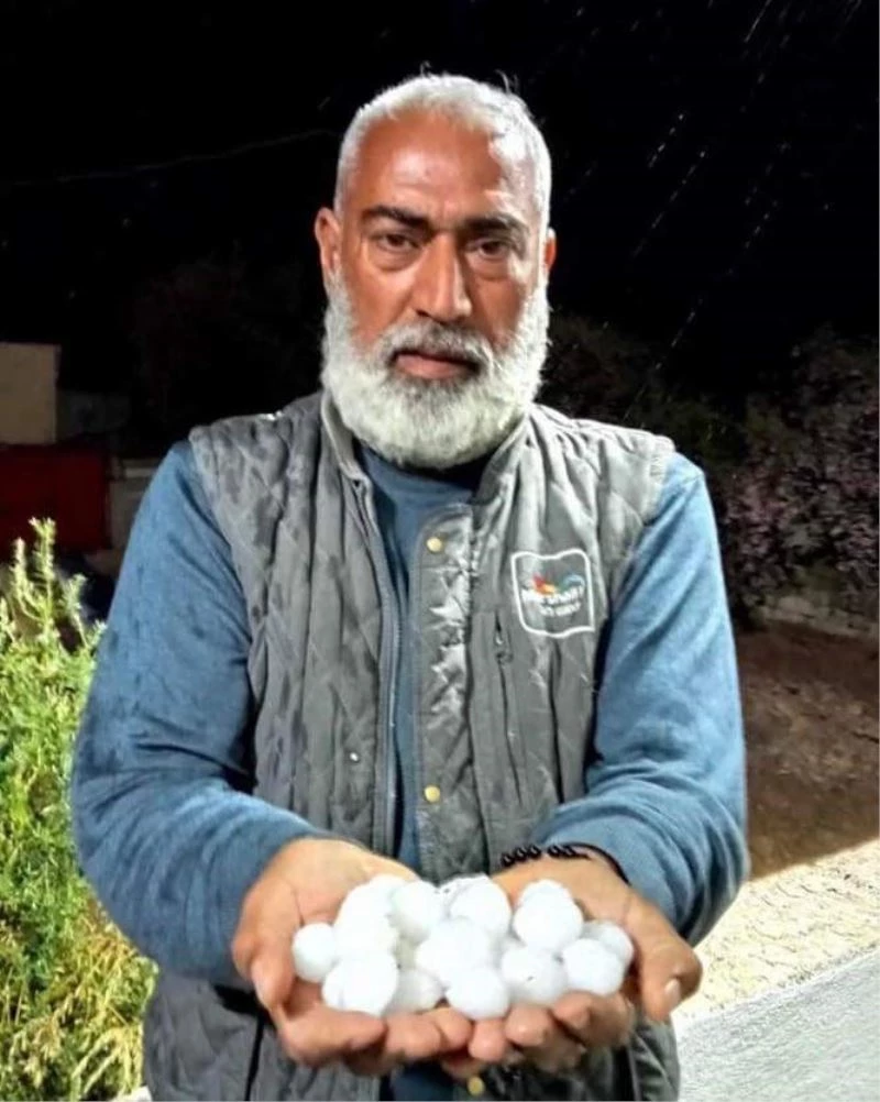 Kilis’te ceviz büyüklüğünde dolu yağdı, ürperten görüntüler kameraya yansıdı
