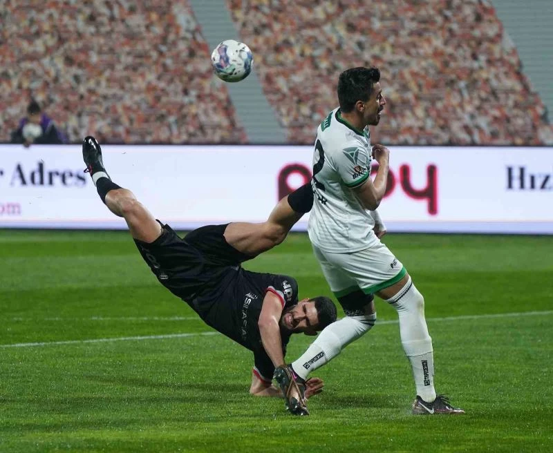 Denizlispor, İstanbul’dan puansız dönüyor
