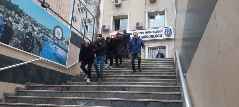 İstanbul’da 2 milyon lira vurgun yapan dolandırıcılık çetesi çökertildi
