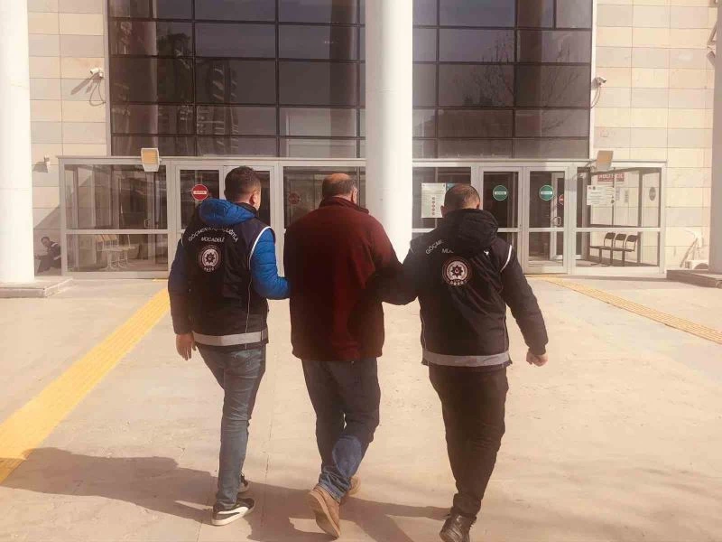 Elazığ’da yurda kaçak yollarla giren 40 düzensiz göçmen yakalandı
