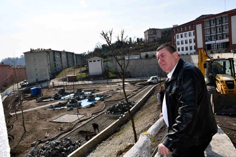 Tekin, ’Vadi Park’ta’ incelemelerde bulundu
