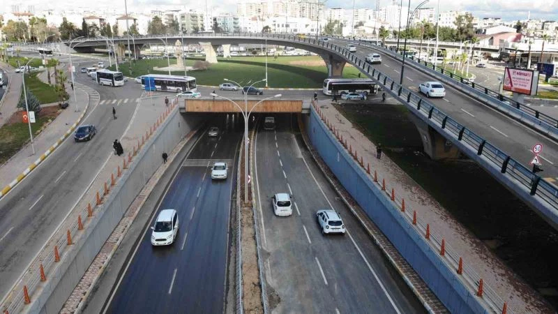 Selde 5 kişinin hayatını kaybettiği kavşak trafiğe açıldı
