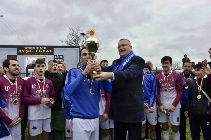 Karacabey’de geleneksel turnuvada kazanan dostluk oldu
