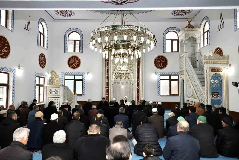 Vali Kızılkaya Söğüt’te cami açılışına katıldı
