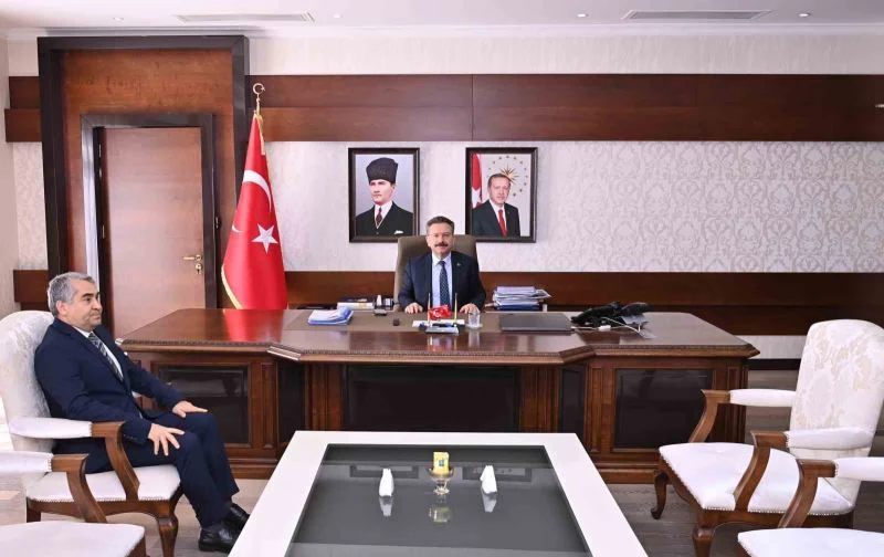 ADÜ Rektörü Kent, Aydın Valisi Aksoy ile görüştü
