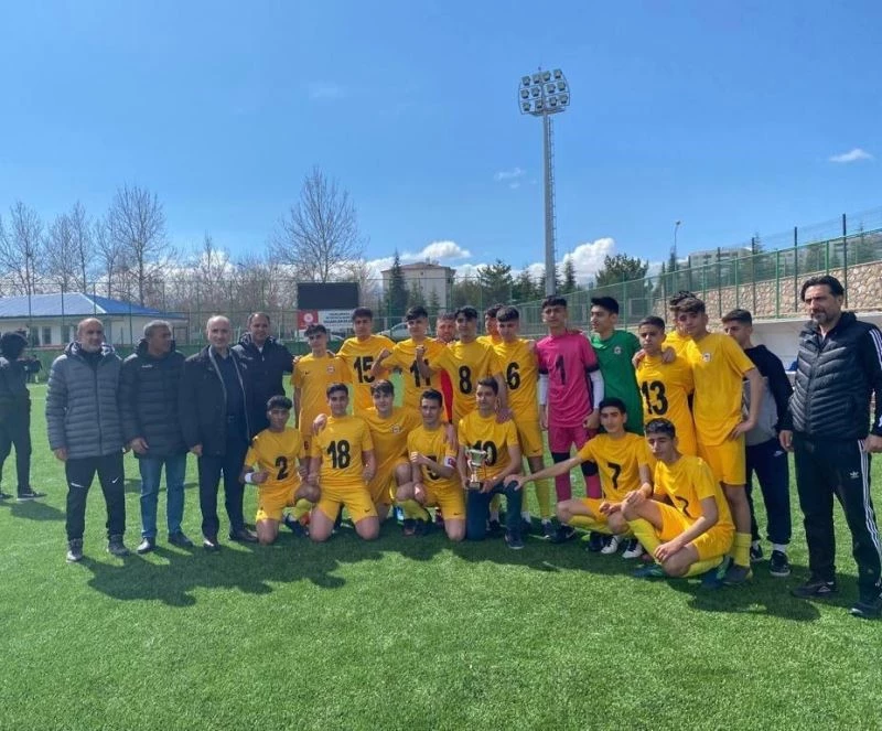 U15’te Elazığ Şampiyonu İl Özel İdarespor
