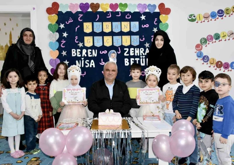 Minikler Kur’an-ı Kerim’e geçmenin sevincini yaşadı
