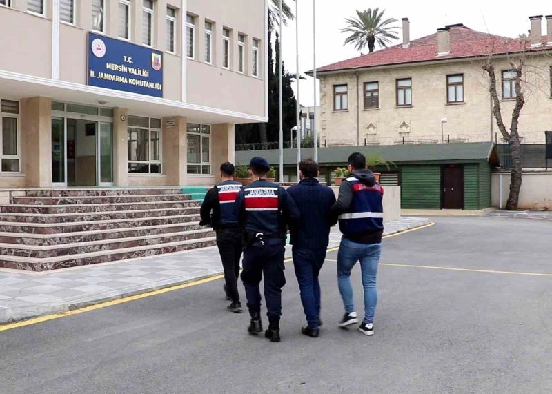 Mersin’de PKK/KCK operasyonu: Terör örgütü içerisinde silahlı faaliyet yürüten şüpheli yakalandı
