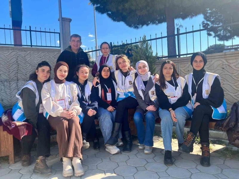 Depremde etkilenen öğrencilere BAÜN’den psikolojik destek
