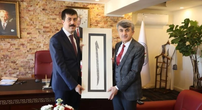 Rektör Uysal’dan, KSBÜ Rektörü Tekin’e tebrik ziyareti
