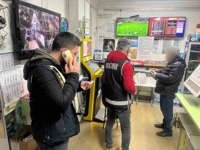 Sinop’ta kumar baskınında 5 kişiye suçüstü
