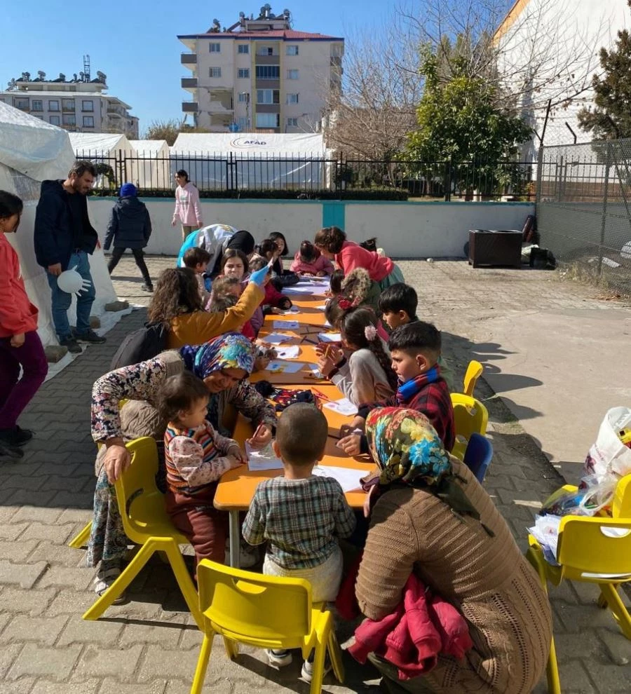 Depremde etkilenen Osmaniyeli öğrencilere BAÜN