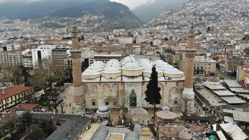 Ulu Camii mahyalarında ’birlik’ mesajı
