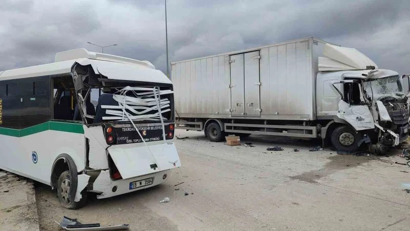 Çorlu’da trafik kazası: 3 yaralı
