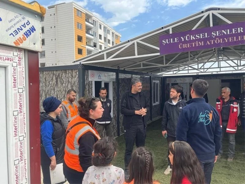 Çelik ve Ergün üretim atölyesini inceledi
