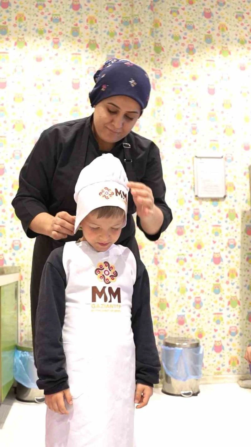 MSM’nin şefleri, depremzede çocuklar oldu
