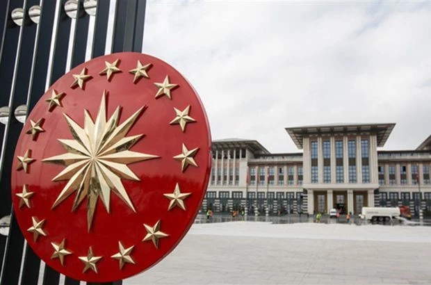 YSK, Cumhurbaşkanlığı adaylığı için 100 bin imza toplayan 11 ismin verilerini paylaştı