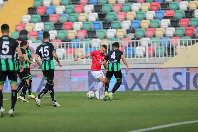 Denizlispor puana hasret kaldı
